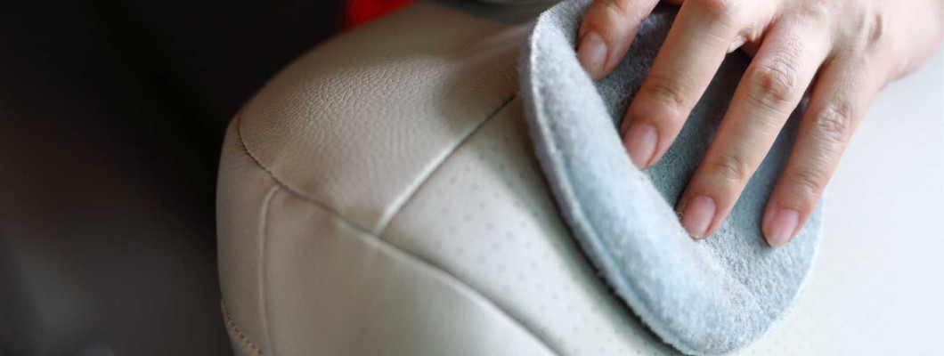 Kumaş Araba Koltukları Nasıl Temizlenir